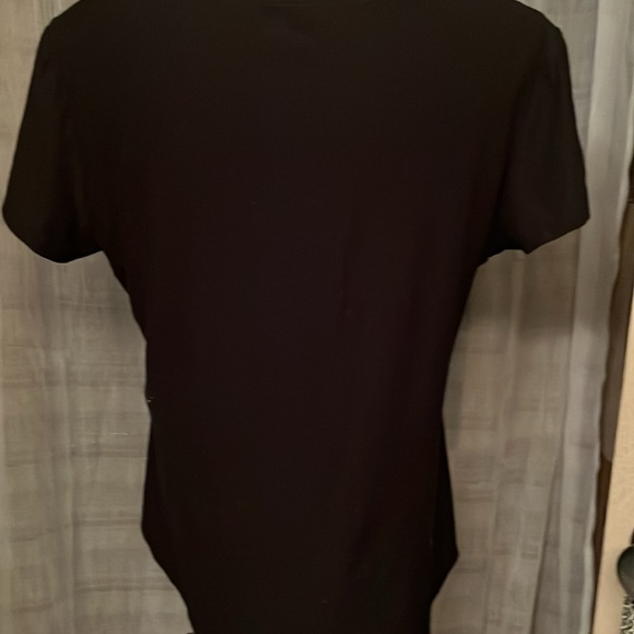 NWOT No Boundries V-Neck Skull Roses Shirt - Picture 3 of 4